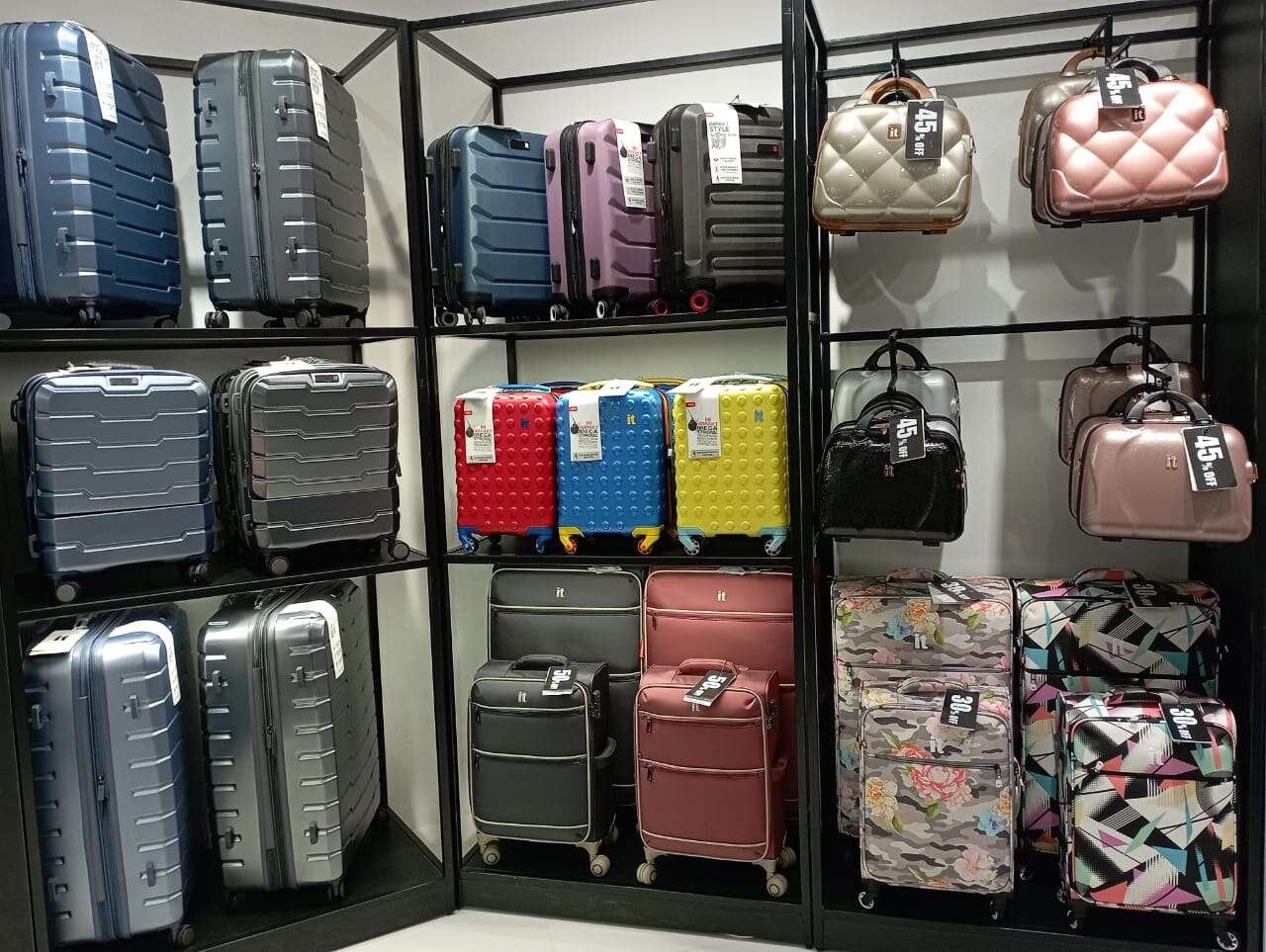 IT Luggage